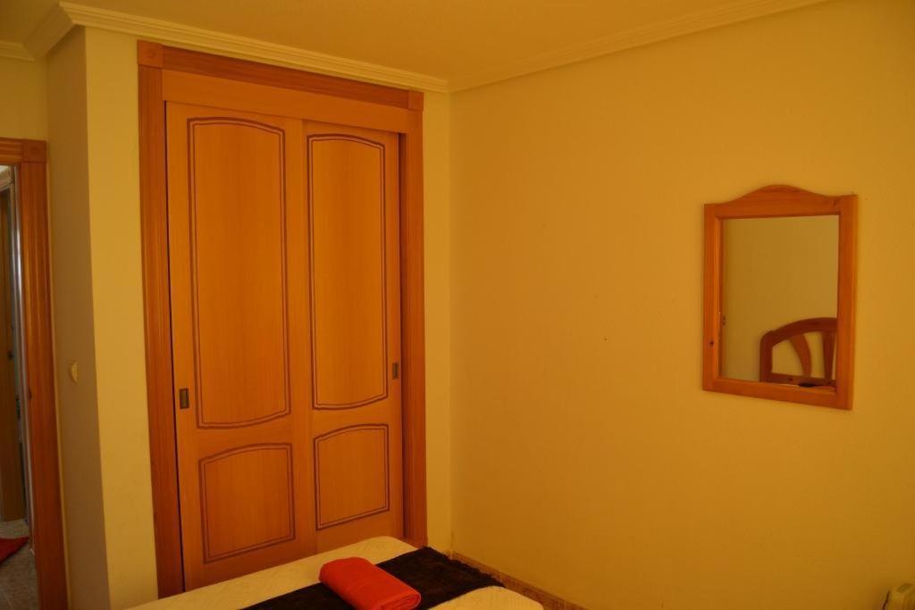 Apartamentos Turisticos Puerto Tomas Maestre لا مانغا ذيل مار مينور الغرفة الصورة