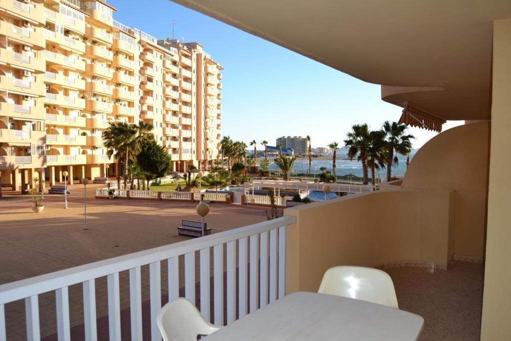 Apartamentos Turisticos Puerto Tomas Maestre لا مانغا ذيل مار مينور المظهر الخارجي الصورة