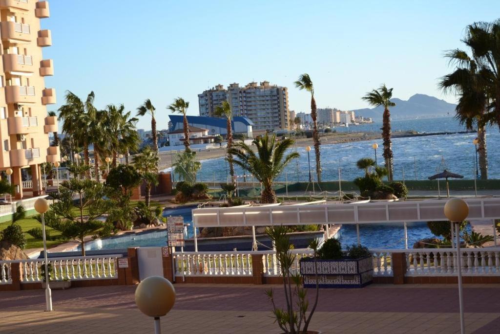 Apartamentos Turisticos Puerto Tomas Maestre لا مانغا ذيل مار مينور المظهر الخارجي الصورة