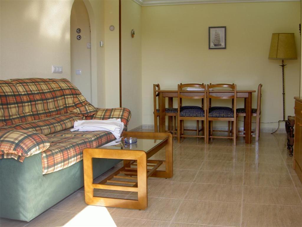 Apartamentos Turisticos Puerto Tomas Maestre لا مانغا ذيل مار مينور المظهر الخارجي الصورة